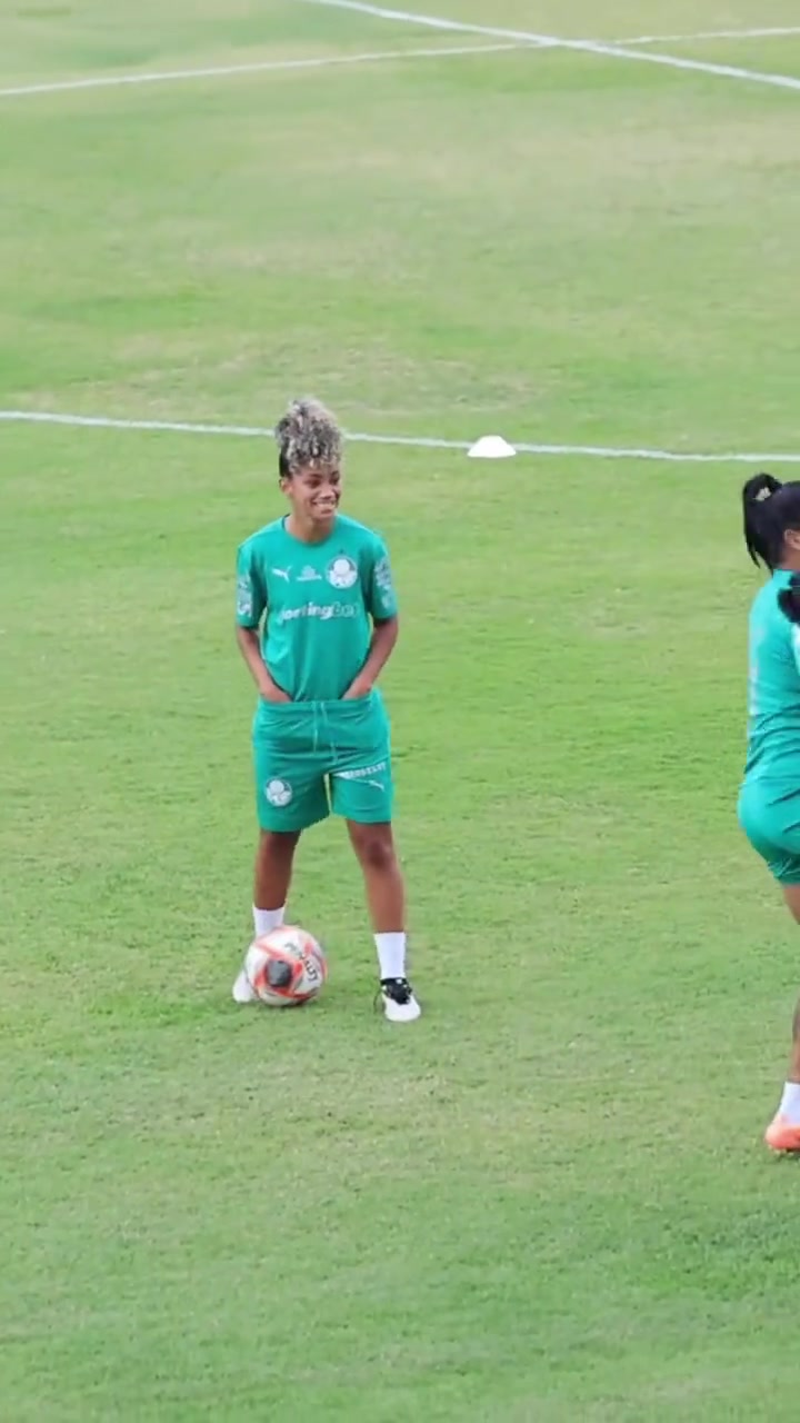 这一幕似曾相识但确是