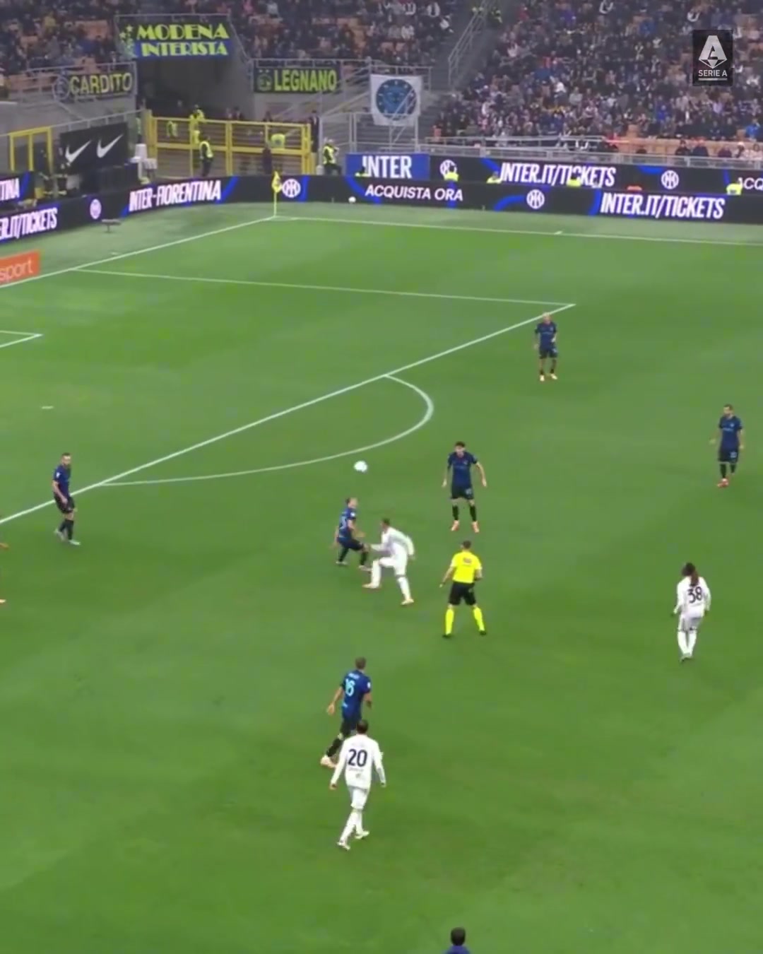 挥洒自如巴雷拉这一下