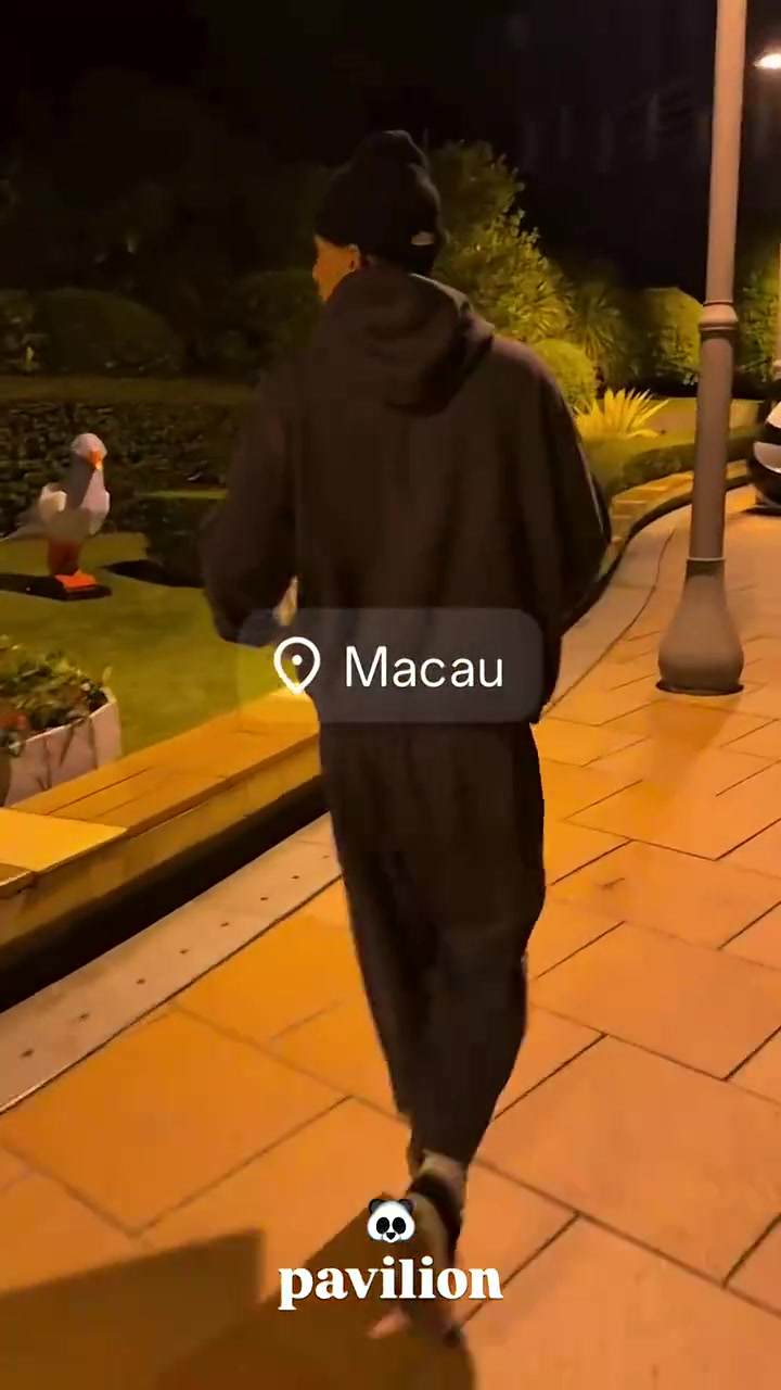 这么坚持藏球鞋的布克